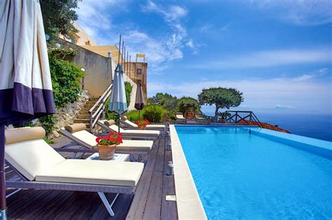 Amalfi Coast Villas | Positano Villas- Sorrento Villas