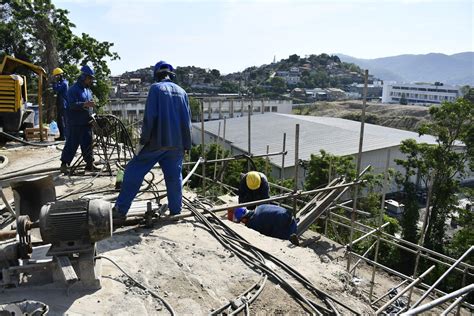 Morro Boa Esperan A Recebe Obras De Conten O De Encostas A Tribuna Rj