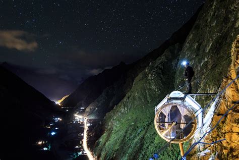 This Hanging Hotel In Peru Isnt For The Faint Hearted Euronews