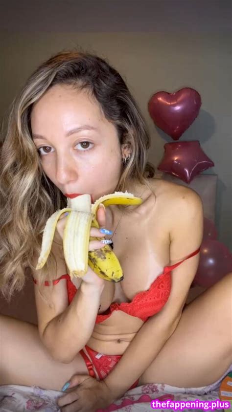 Nina Parodi Ninaparodi Ninaparodim Nude Onlyfans Photo The