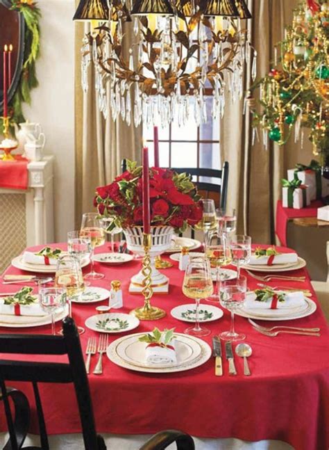 45 Amazing Christmas Table Decorations DigsDigs