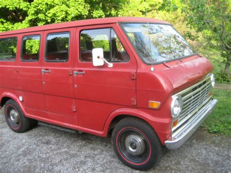 Ford Econoline Club Wagon