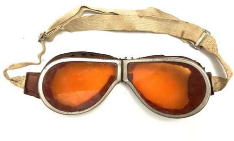 Original Ww2 British Mt Goggles With Tinted Lenses In Goggles