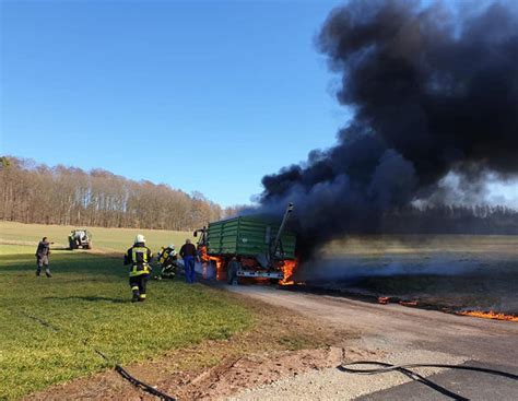 Traktor Gespann In Flammen 20 000 Euro Schaden Agrarheute