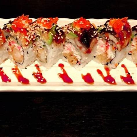 Dragon Roll (8 pcs) | Sushi 7 - Vancouver