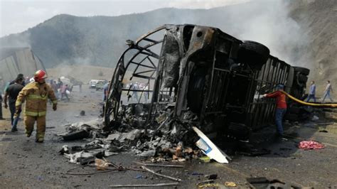 Accidente En Autopista Acatzingo Ciudad Mendoza Deja Al Menos 7 Muertos