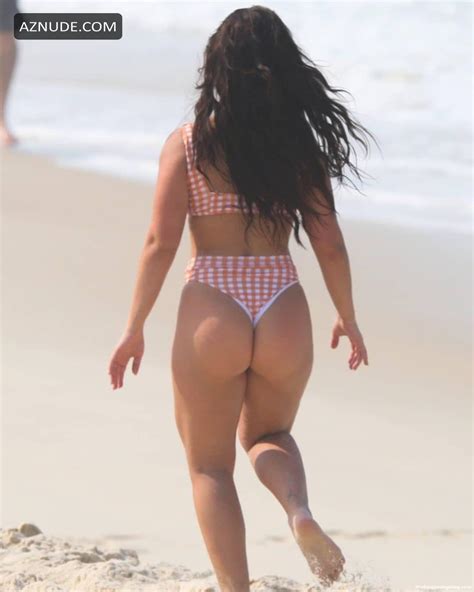 Larissa Manoela Sexy Shows Off Her Booty In A Classic Two Piece Bikini As She Enjoy Day On The