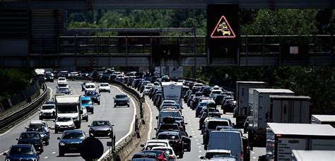 Départs en vacances circulation très dense samedi classé noir en