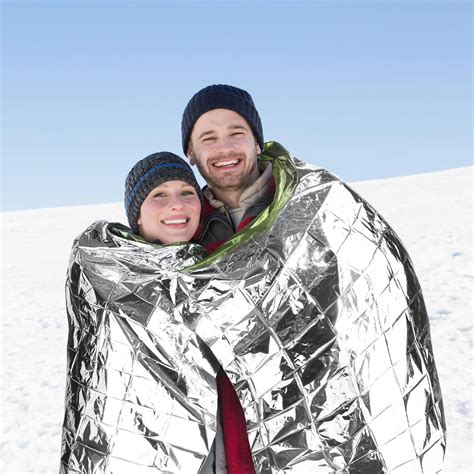 مشخصات 50 Pack Emergency Mylar Thermal Blankets Safe Space Blankets Silver Foil Rescue Blankets