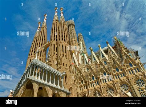 The South Face Of The Sagrada Familia Bas Lica De La Sagrada Familia