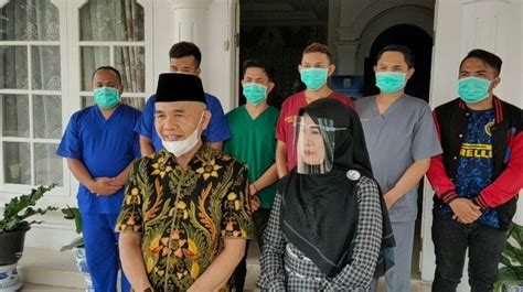 Uji Swab Ketiga Negatif Bupati Kerinci Adirozal Sembuh Dari Covid