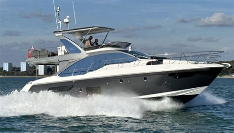 Azimut Flybridge Ttop Flybridge For Sale Yachtworld