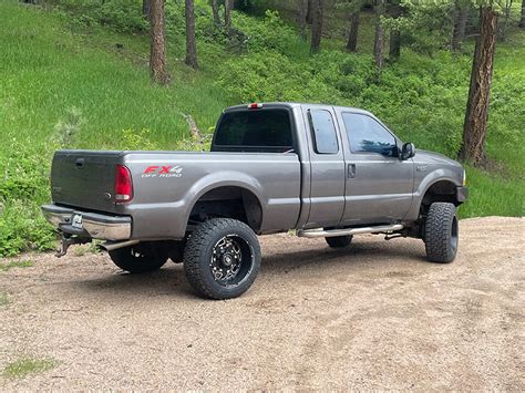 2003 Ford F 250 Super Duty 20x12 American Truxx Wheels 305 55R20