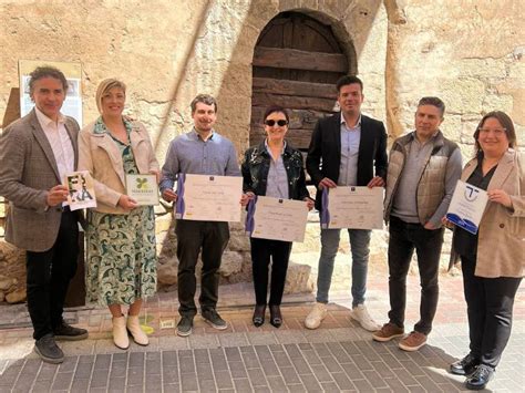 Colomer entrega en Càlig Castellón los distintivos de Sicted a