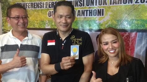 Ramalan Koko Anthony Tahun Banyak Artis Cer I Salah Satunya