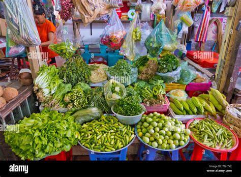 Vegetables Market Phnom Penh Cambodia Hi Res Stock Photography And