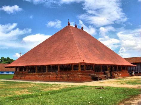 Koodalmanikyam Temple Thrissur | History, Timings & How To Reach