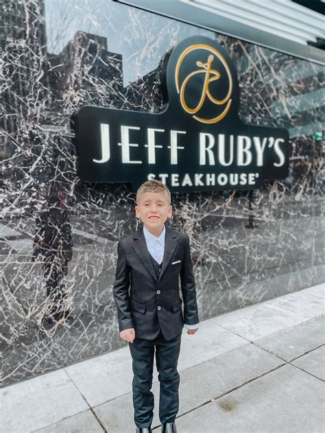Jeff Rubys Night Out — Guiding Grayson