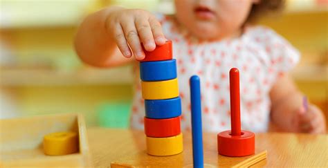 Tout savoir sur la méthode Montessori pour bébé Autour de bébé Conseils