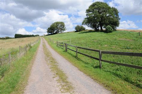 Bridleway To Pink Green Farm Philip Halling Cc By Sa 2 0 Geograph