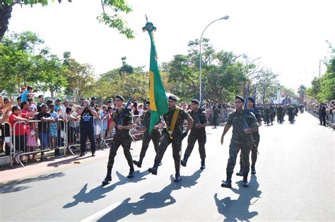 Est O Abertas As Inscri Es Para O Desfile De De Setembro Em Tr S