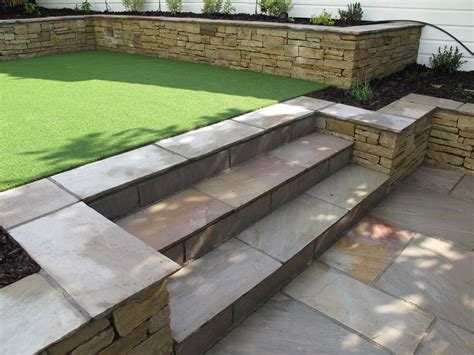 Garden Patio Ideas With Steps