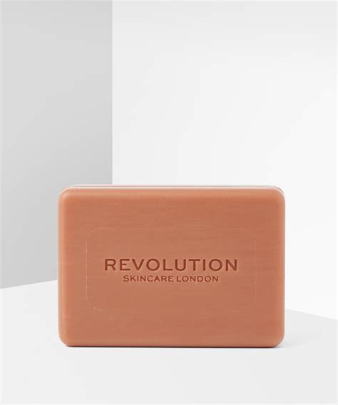 Revolution Skincare Balancing Pink Clay Cleansing Bar At Beauty Bay