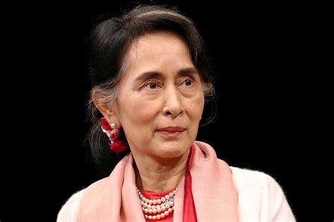 Myanmars Aung San Suu Kyi Handed Year Jail Term For Corruption