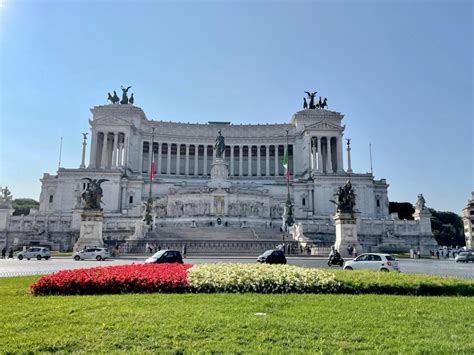 Monument à Victor Emmanuel Ii Un Symbole De Rome