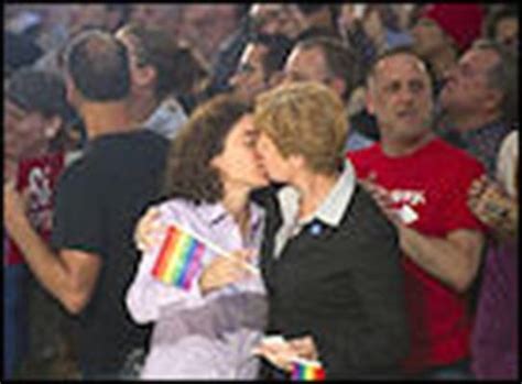 Reaction To Supreme Court S Decision On Same Sex Marriages Wbal Newsradio 1090 Fm 101 5