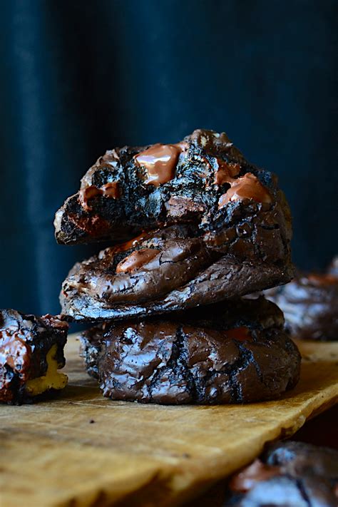 Yammie's Noshery: Flourless Dark Chocolate Brownie Cookies