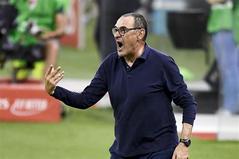 Tempesta Nella Lazio Si Dimesso Maurizio Sarri Il Nome Del Sostituto