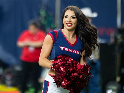 Hannah Mcnair Making Her Strong Voice Heard May Be The Texans Last