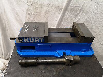 Kurt D Anglock Milling Machine Vise W Hard Jaws Handle E Ebay