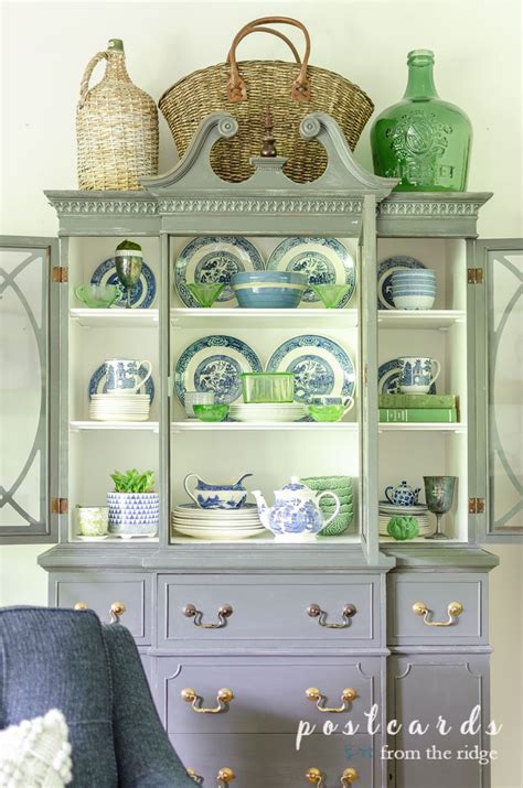 Beautiful Blue Willow Collection Inspiring Ideas For Decorating A