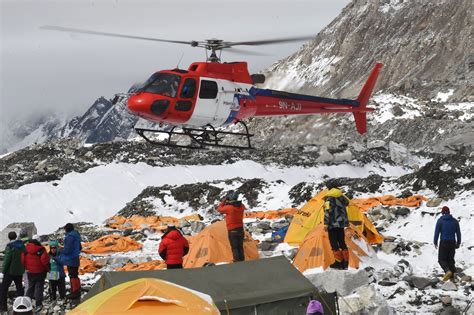 Worst Disaster In Everest History 18 Confirmed Killed At Mt Everest