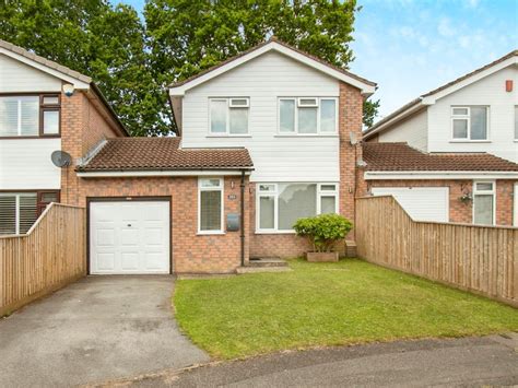 3 Bed Link Detached House For Sale In Hasler Road West Canford Heath