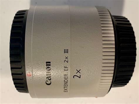 Canon Extender EF 2X III F 2 Extender Telephoto Lens With Case And Lens