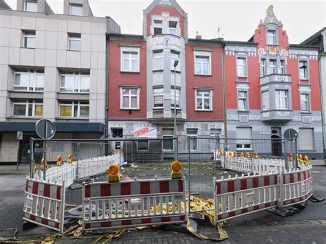 Haus Verursacht Verkehrschaos In Marxloh Der Kuriose Fall