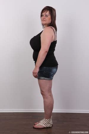 Plump Brunette Mature Has Massive Natural Tits And Eager XXX Dessert