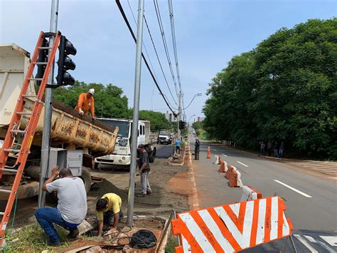 Prefeitura pavimenta novo acesso na Avenida Nossa Senhora de Fátima