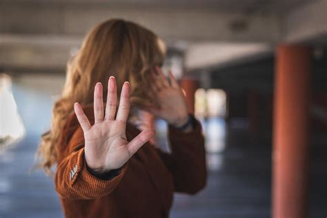 Macerata Una Stanza Rifugio Per Le Donne Vittime Di Stalking E