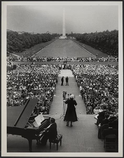 Mzteachuh Womens History Month Marian Anderson