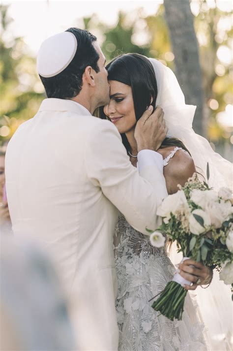 Top Model Kamila Hansen Got Married In A Custom Galia Lahav Gown