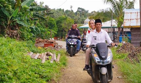 Lewat Program PISEW Cen Sui Lan Resmikan Jalan Pantai Desa Sededep