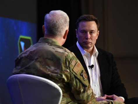 Elon Musk Tells A Room Full Of Air Force Pilots The Fighter Jet Era