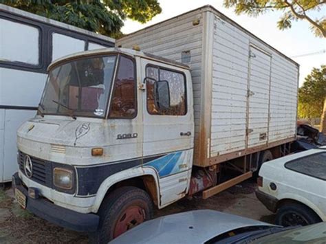 Leilão de M.BENZ/L 608 D