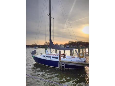 1981 Catalina 27 Sailboat For Sale In Maryland