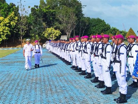 Prajurit Yonmarhanlan IV Batam Laksanakan Upacara Sertijab Danlanal