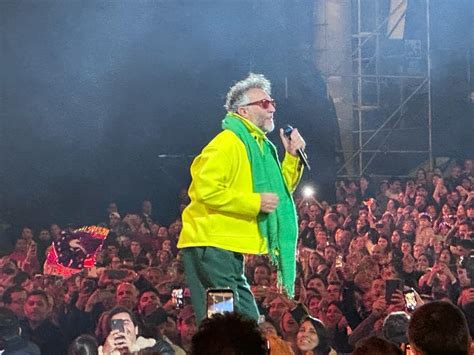 Fito Páez abre la cuarta noche del Festival de Viña del Mar con sus